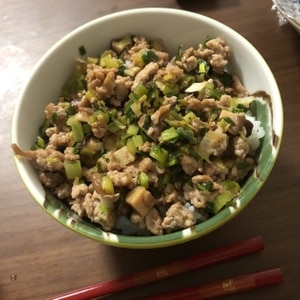 皮なし♪手間なし♪餃子丼